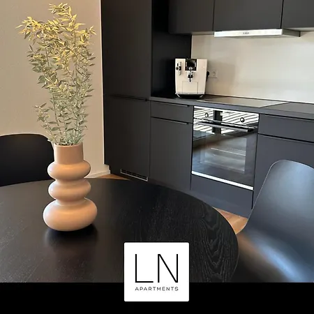 Modernes Neubau Mit Garten&terrasse Ideal Für Urlaub Oder Business Apartamento Biberach an der Riß