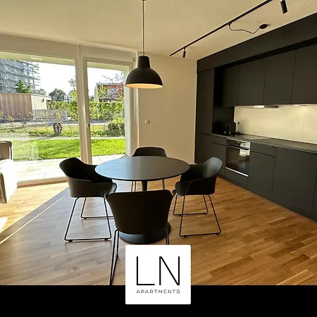 Apartamento Modernes Neubau Mit Garten&terrasse Ideal Für Urlaub Oder Business Biberach an der Riß